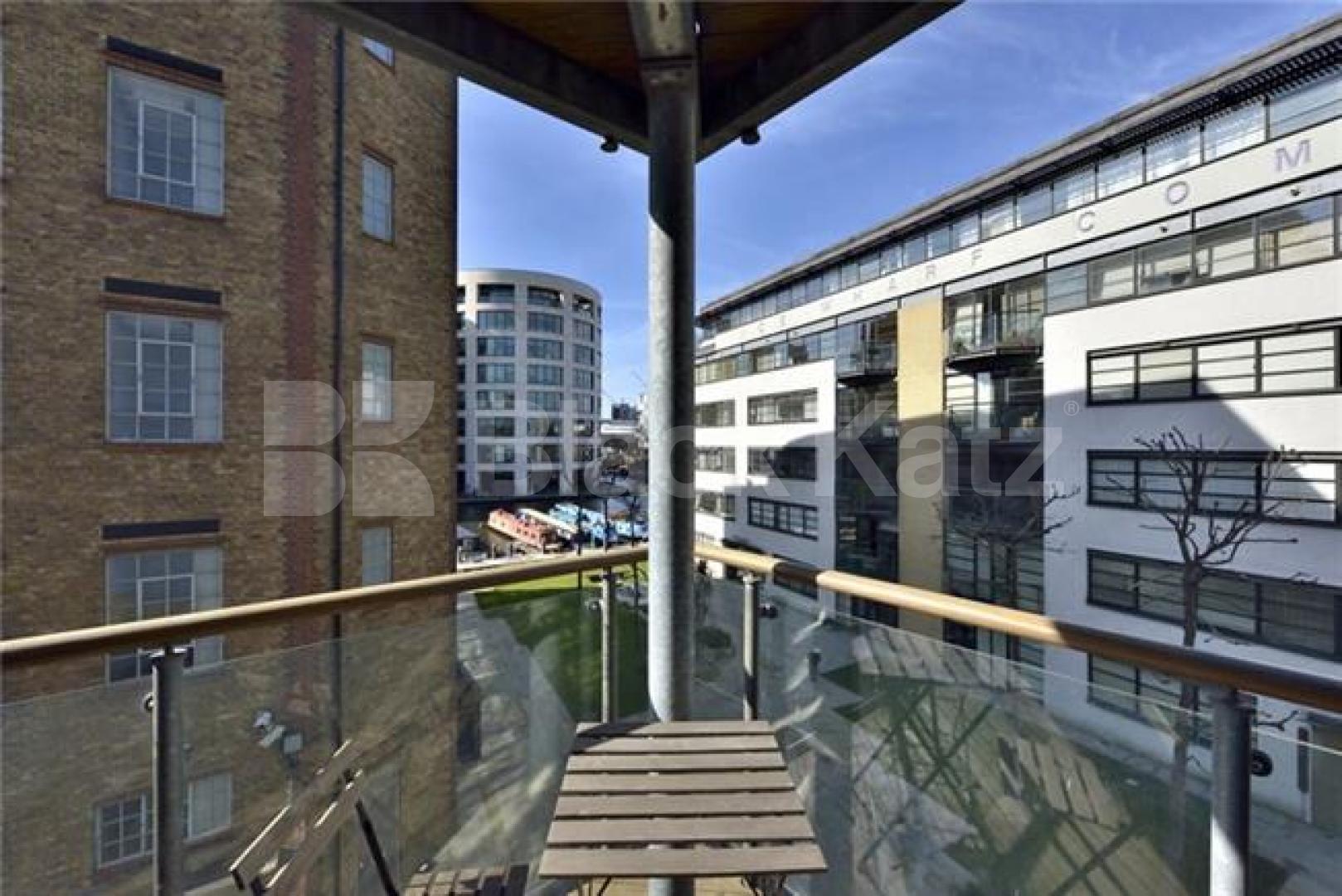 			STUNNING APARTMENT IN A PORTED DEVELOPMENT IN KING'S CROSS, 2 Bedroom, 1 bath, 1 reception Apartment			 Ice Wharf, KINGS CROSS